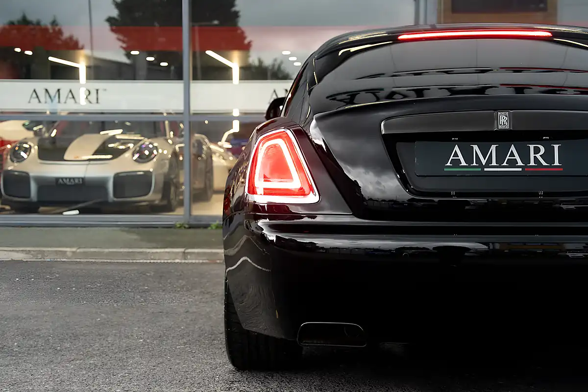 Used 2018 Rolls-Royce Wraith Black Badge Diamond Black - Interior and Exterior details 9