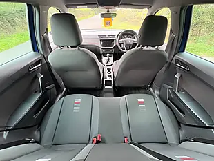 Used 2018 SEAT Arona Fr Blue - Interior and Exterior details 14