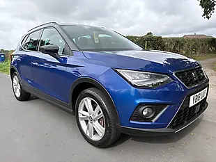 Used 2018 SEAT Arona Fr Blue - Interior and Exterior details 16