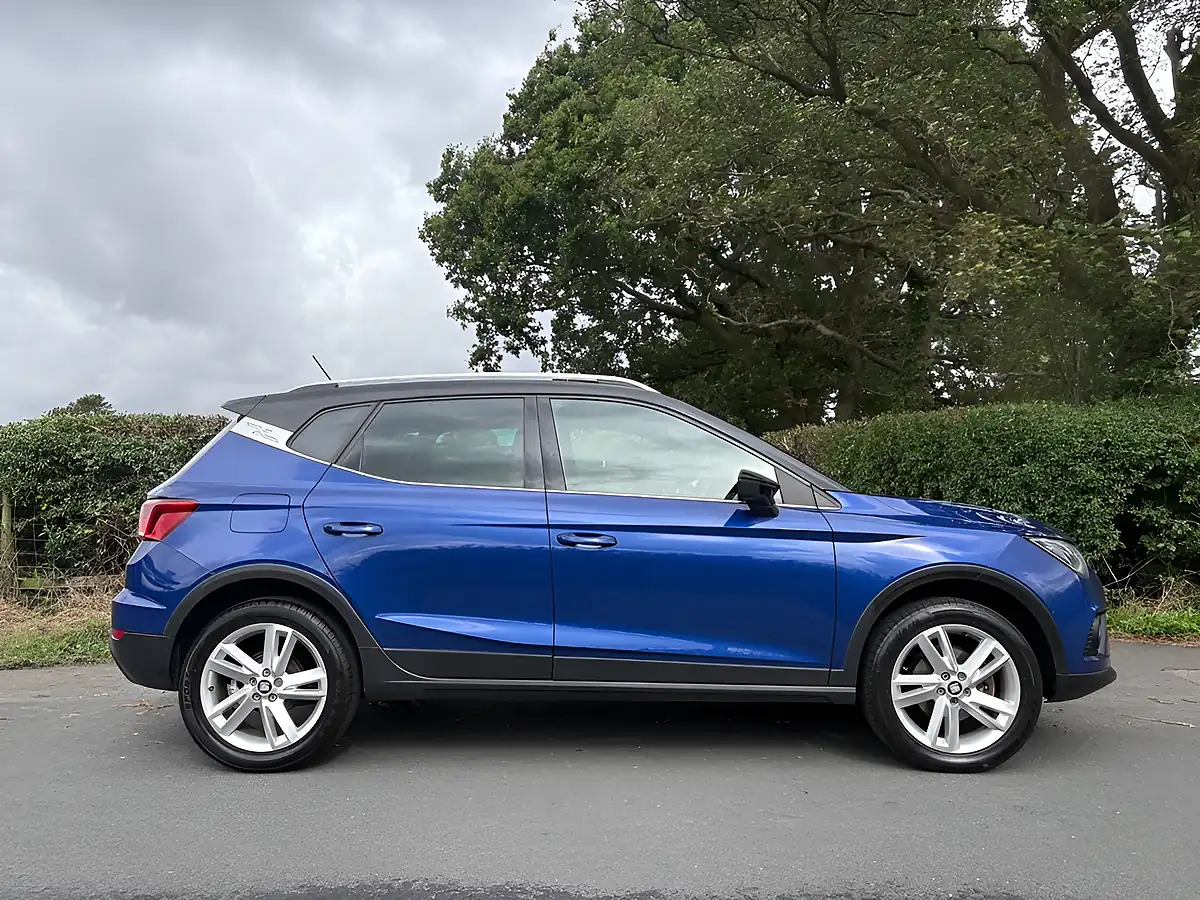 Used 2018 SEAT Arona Fr Blue - Interior and Exterior details 4