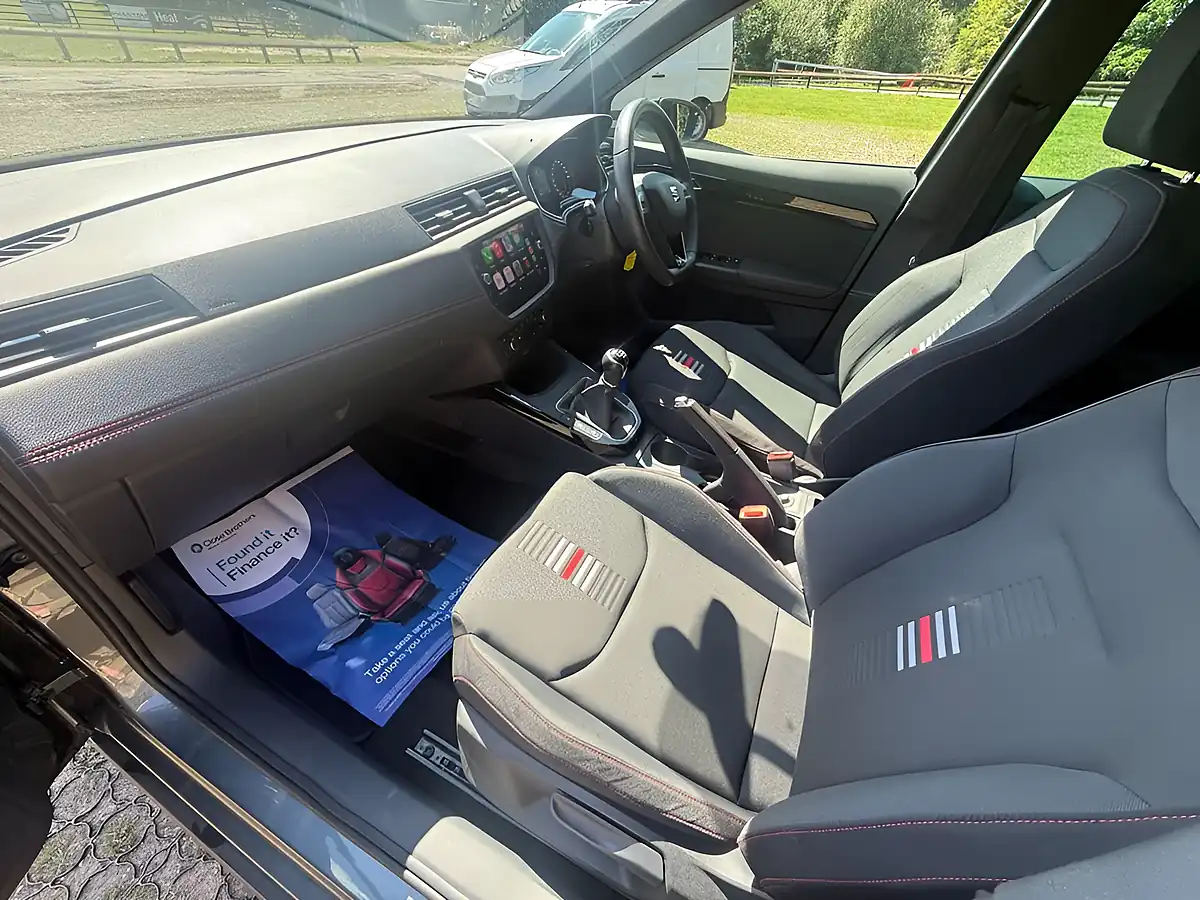 Used 2018 SEAT Arona Fr Grey - Interior and Exterior details 11