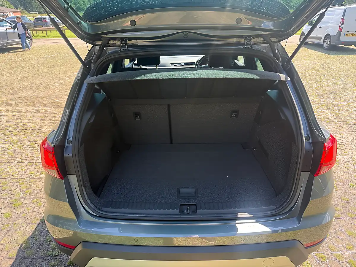 Used 2018 SEAT Arona Fr Grey - Interior and Exterior details 9