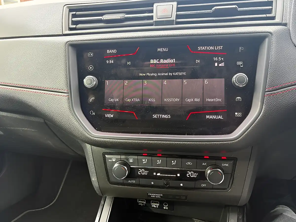 Used 2018 SEAT Arona Fr Sport Grey - Interior and Exterior details 10