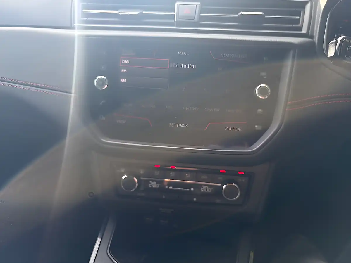 Used 2018 SEAT Arona Fr Sport Grey - Interior and Exterior details 11