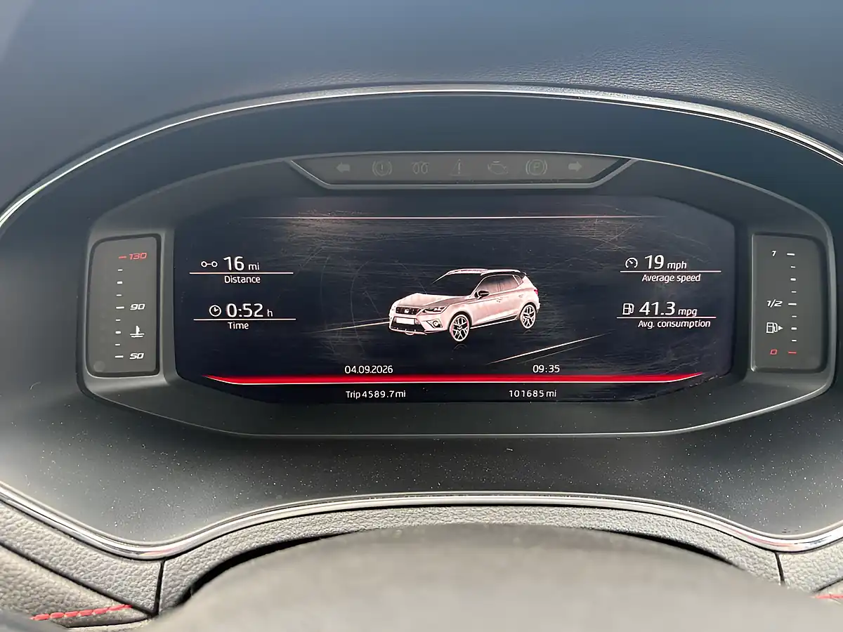 Used 2018 SEAT Arona Fr Sport Grey - Interior and Exterior details 12