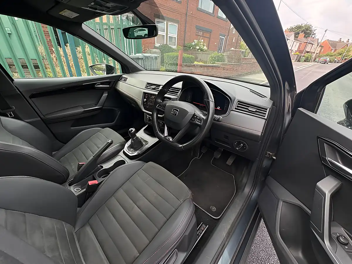 Used 2018 SEAT Arona Fr Sport Grey - Interior and Exterior details 17