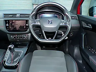 Used 2018 SEAT Arona Fr Sport Red - Interior and Exterior details 4