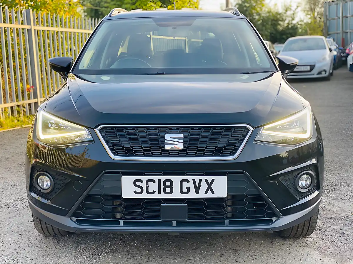 Used 2018 SEAT Arona Se Technology Black - Interior and Exterior details 3