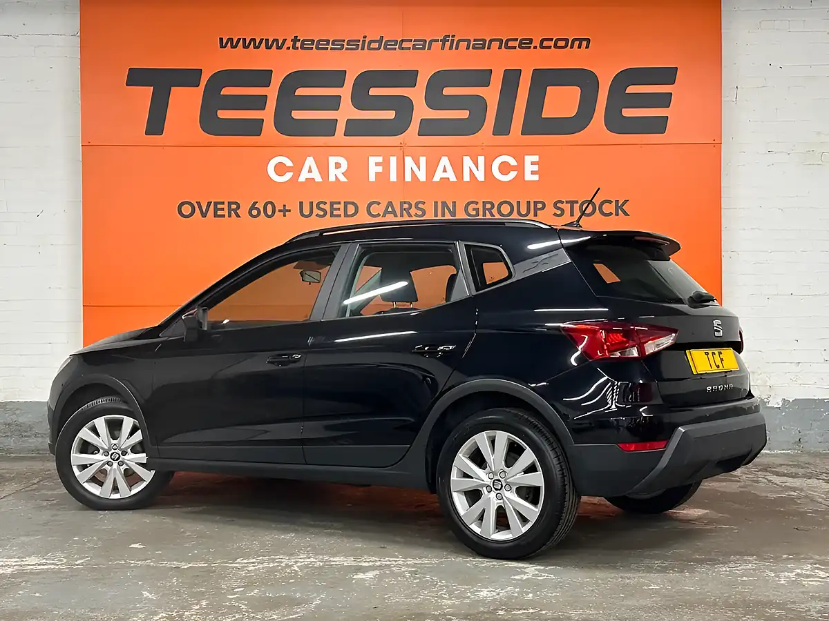 Used 2018 SEAT Arona Se Technology Black - Interior and Exterior details 15