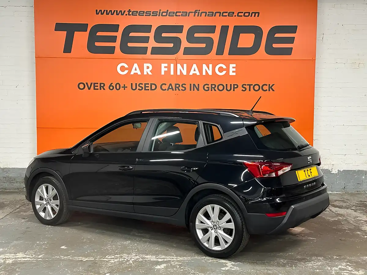 Used 2018 SEAT Arona Se Technology Black - Interior and Exterior details 17