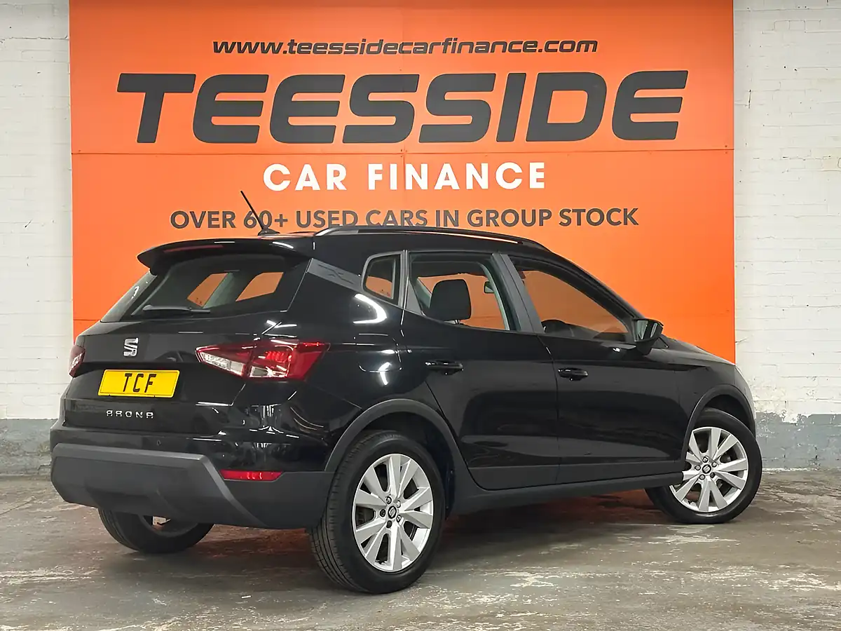 Used 2018 SEAT Arona Se Technology Black - Interior and Exterior details 4