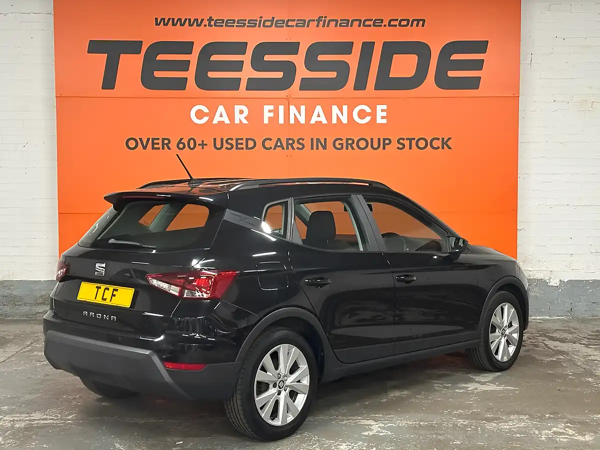 Used 2018 SEAT Arona Se Technology Black - Interior and Exterior details 9