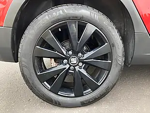 Used 2018 SEAT Arona Se Technology Lux Red - Interior and Exterior details 10