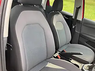 Used 2018 SEAT Arona Se Technology Lux Red - Interior and Exterior details 13