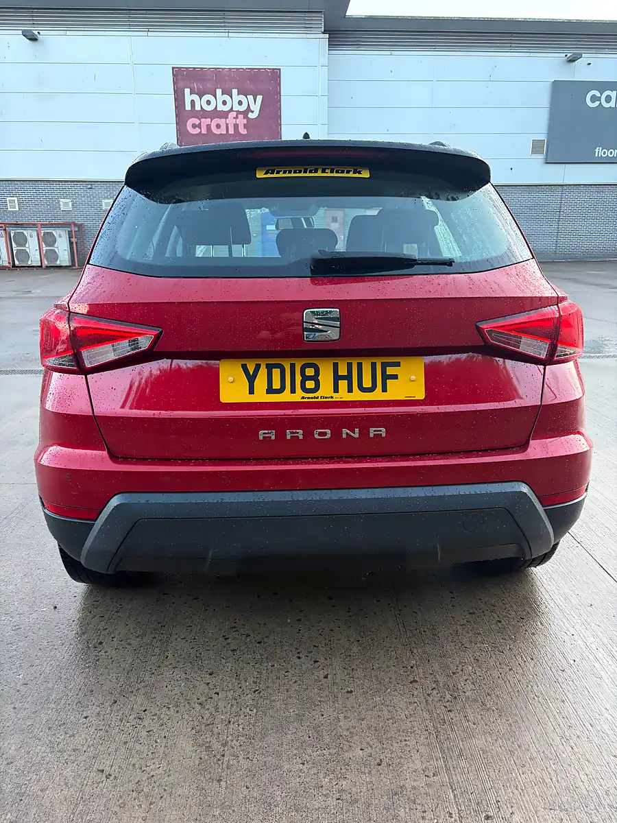 Used 2018 SEAT Arona Se Technology Lux Red - Interior and Exterior details 4