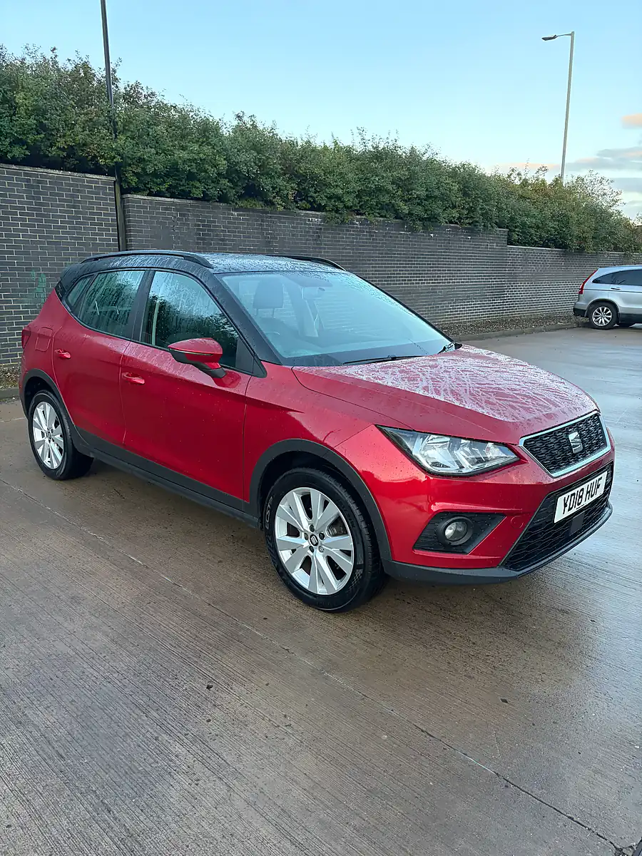 Used 2018 SEAT Arona Se Technology Lux Red - Interior and Exterior details 7