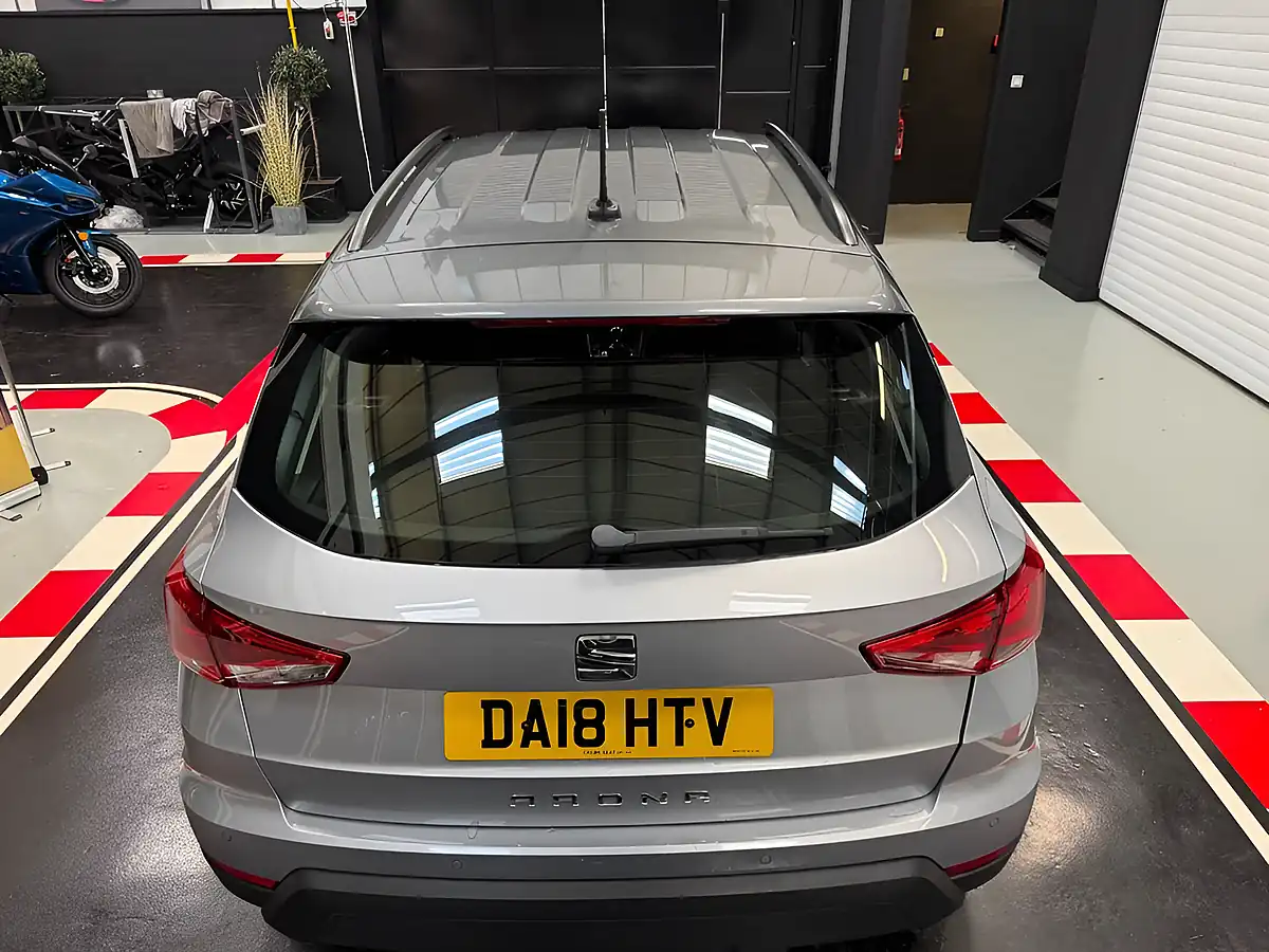 Used 2018 SEAT Arona Se Technology Lux Silver - Interior and Exterior details 7