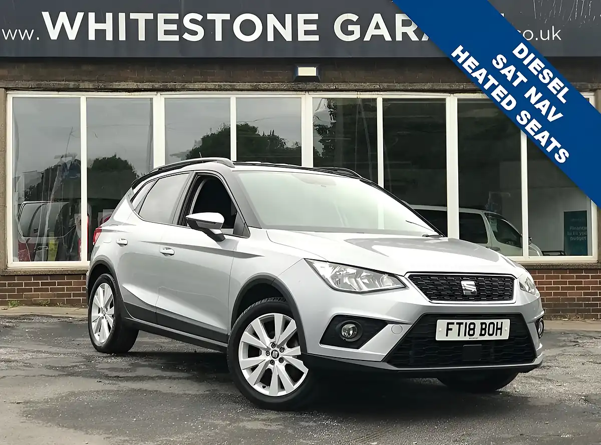 Used 2018 SEAT Arona Se Technology Lux Urban Silver - Front View