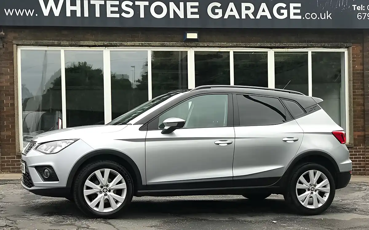 Used 2018 SEAT Arona Se Technology Lux Urban Silver - Interior and Exterior details 6