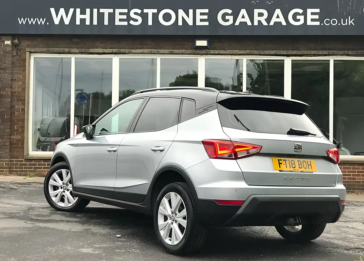 Used 2018 SEAT Arona Se Technology Lux Urban Silver - Interior and Exterior details 8