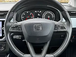 Used 2018 SEAT Arona Se Technology Lux White - Interior and Exterior details 14