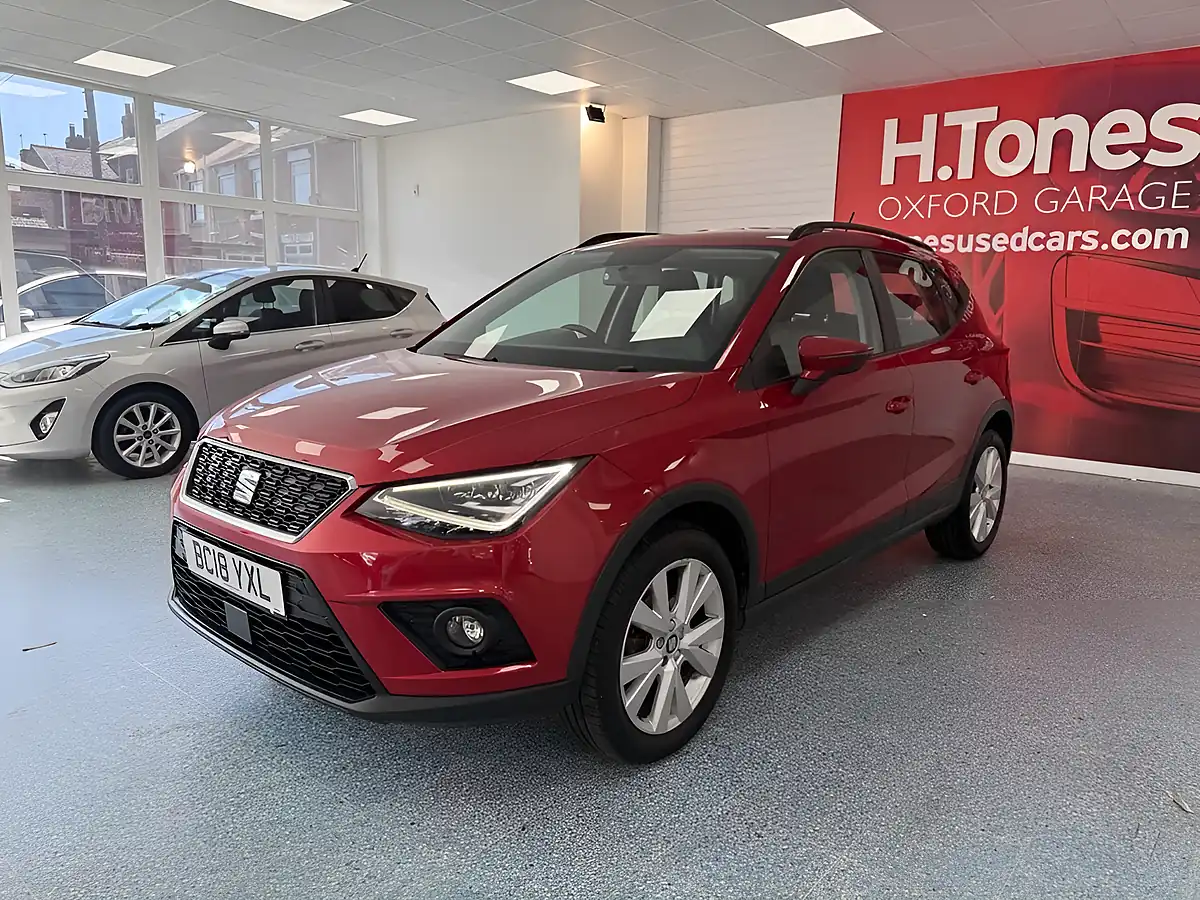 Used 2018 SEAT Arona Se Technology Red - Interior and Exterior details 18