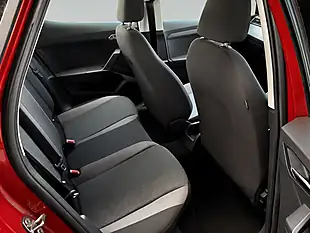 Used 2018 SEAT Arona Se Technology Red - Interior and Exterior details 7