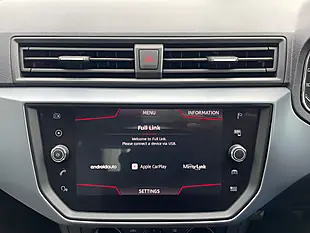 Used 2018 SEAT Arona Se Technology Red - Interior and Exterior details 13