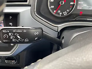 Used 2018 SEAT Arona Se Technology Red - Interior and Exterior details 17