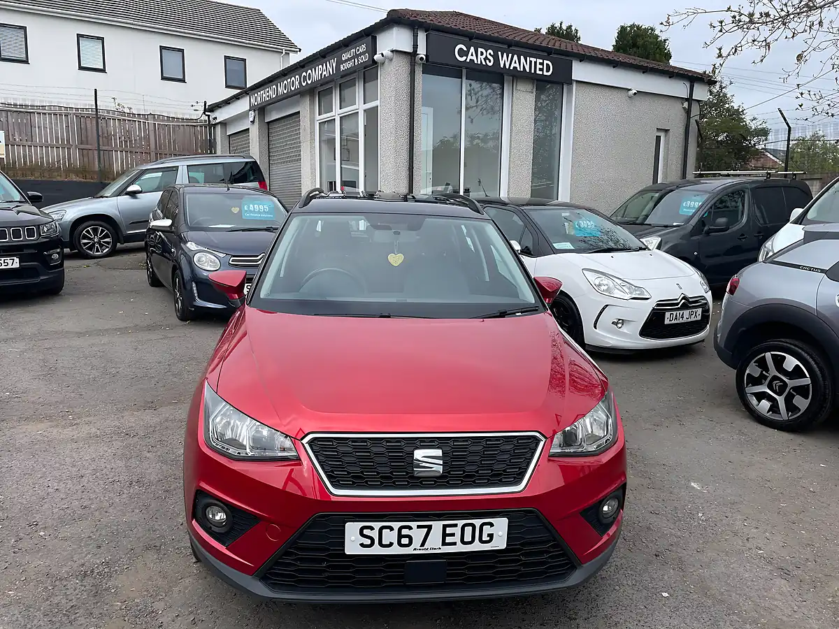 Used 2018 SEAT Arona Se Technology Red - Interior and Exterior details 2