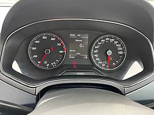Used 2018 SEAT Arona Se Technology Red - Interior and Exterior details 20