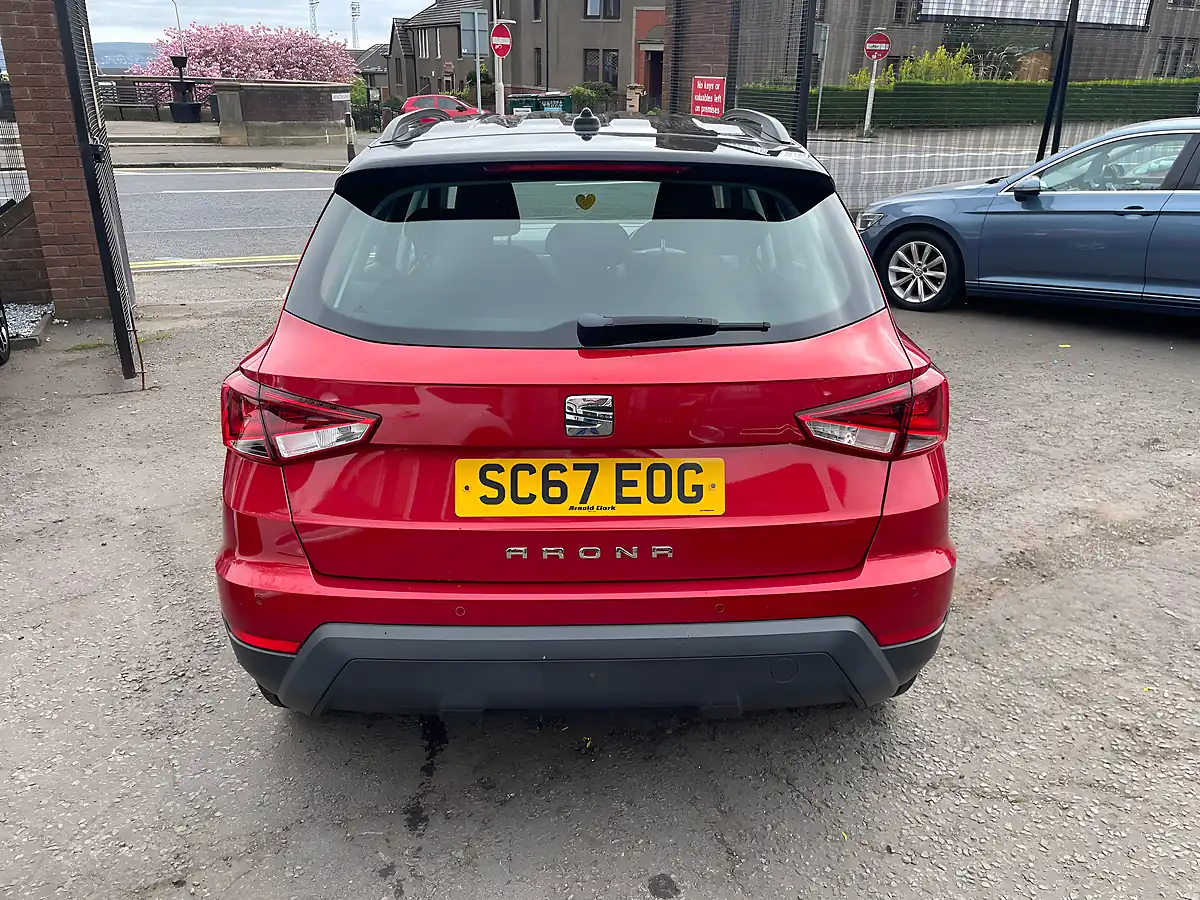 Used 2018 SEAT Arona Se Technology Red - Interior and Exterior details 5