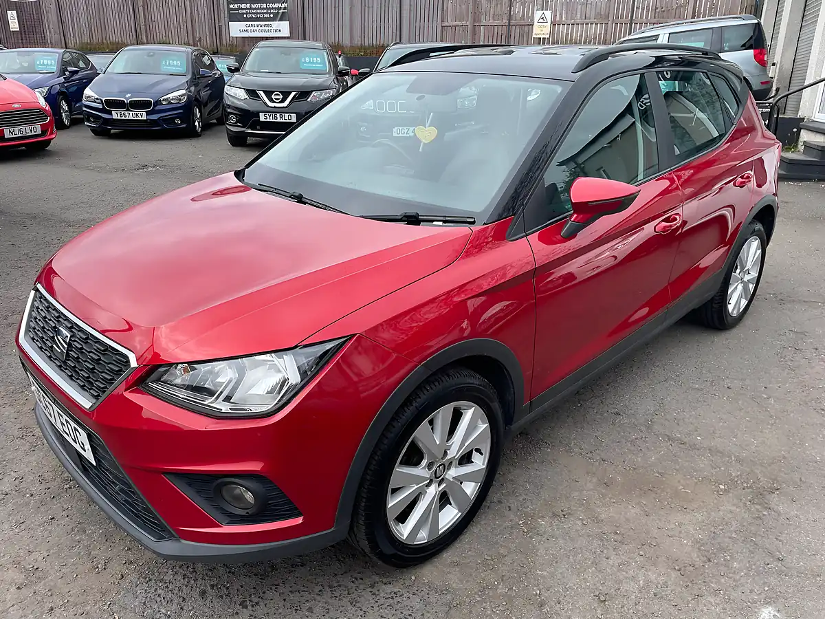 Used 2018 SEAT Arona Se Technology Red - Interior and Exterior details 8