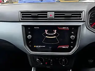 Used 2018 SEAT Arona Se Technology Silver - Interior and Exterior details 15