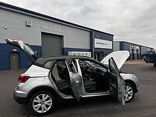 Used 2018 SEAT Arona Se Technology Silver - Interior and Exterior details 16