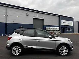 Used 2018 SEAT Arona Se Technology Silver - Interior and Exterior details 8