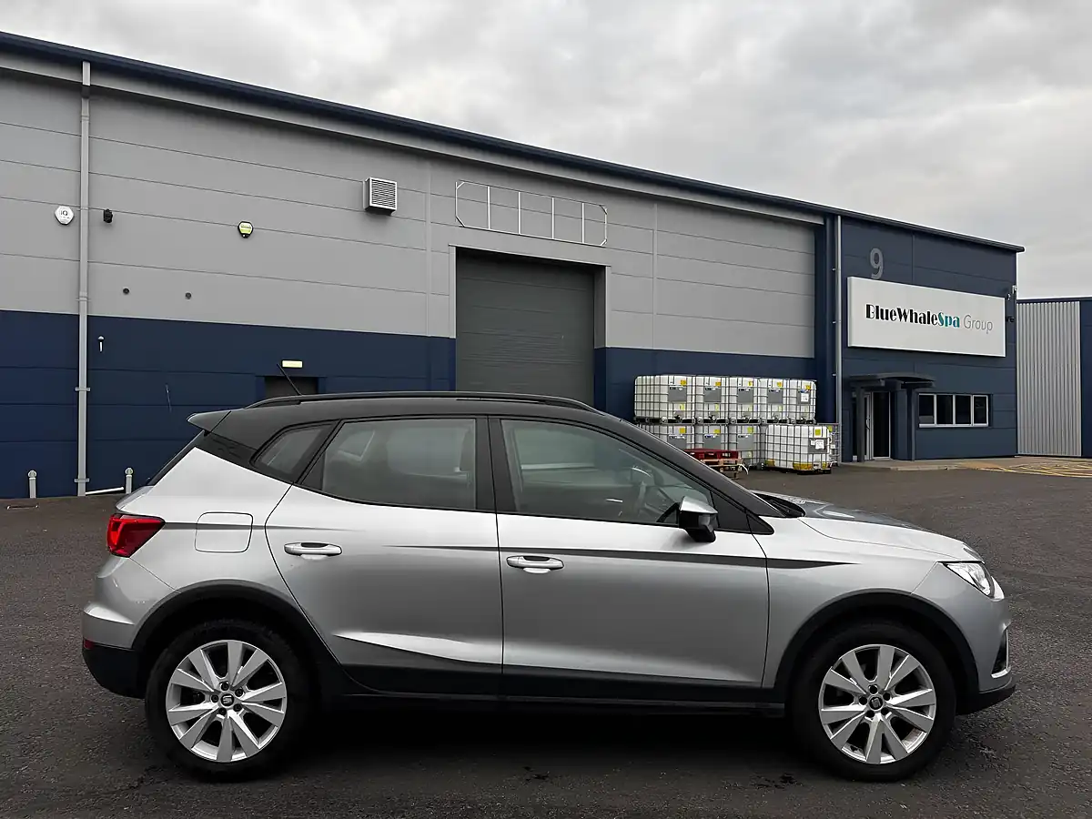Used 2018 SEAT Arona Se Technology Silver - Interior and Exterior details 8