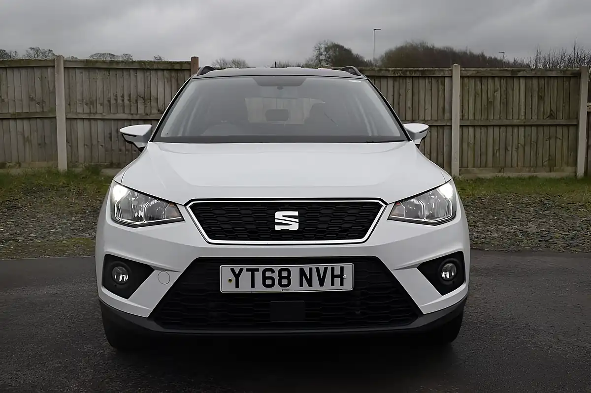 Used 2018 SEAT Arona Se Technology White - Interior and Exterior details 2