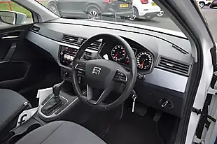 Used 2018 SEAT Arona Se Technology White - Interior and Exterior details 5