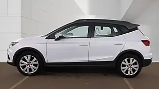 Used 2018 SEAT Arona Se Technology White - Interior and Exterior details 6
