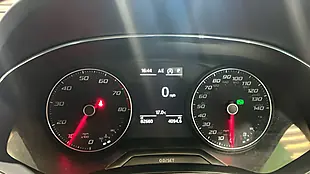 Used 2018 SEAT Arona Se Technology White - Interior and Exterior details 7