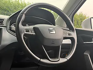Used 2018 SEAT Arona Se White - Interior and Exterior details 16