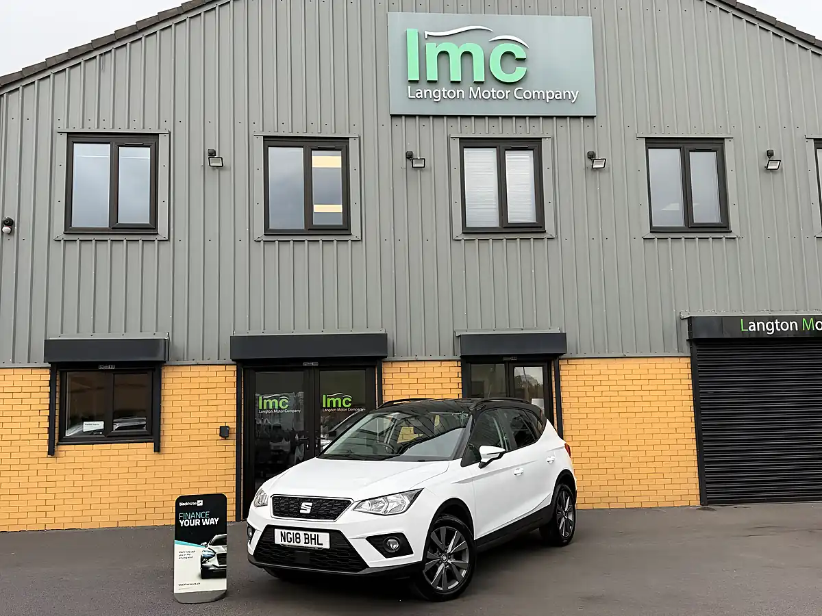 Used 2018 SEAT Arona Se White - Interior and Exterior details 2