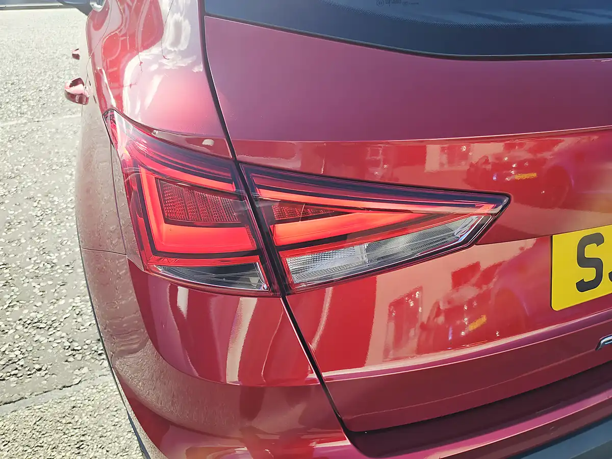Used 2018 SEAT Arona Xcellence Lux - Interior and Exterior details 17