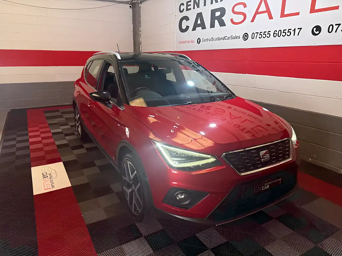 Used 2018 SEAT Arona Xcellence Lux Red - Interior and Exterior details 5