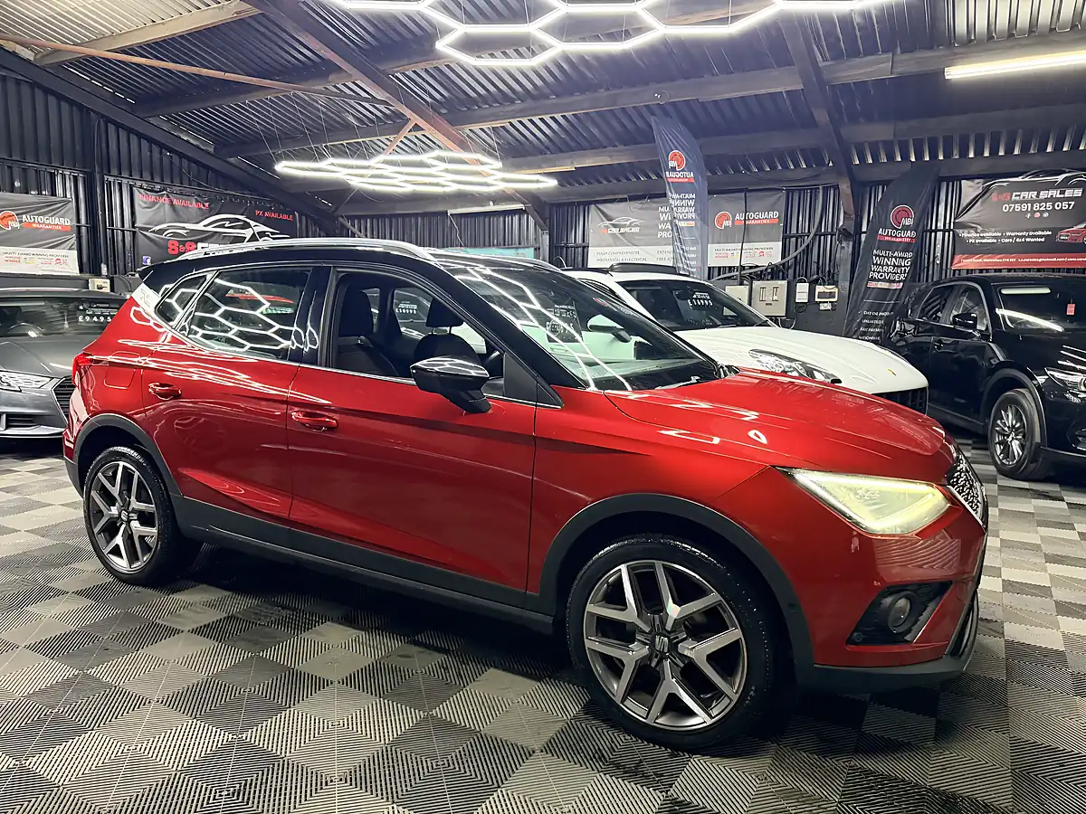 Used 2018 SEAT Arona Xcellence Lux Red - Interior and Exterior details 11