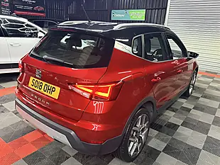 Used 2018 SEAT Arona Xcellence Lux Red - Interior and Exterior details 12