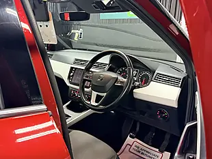 Used 2018 SEAT Arona Xcellence Lux Red - Interior and Exterior details 14