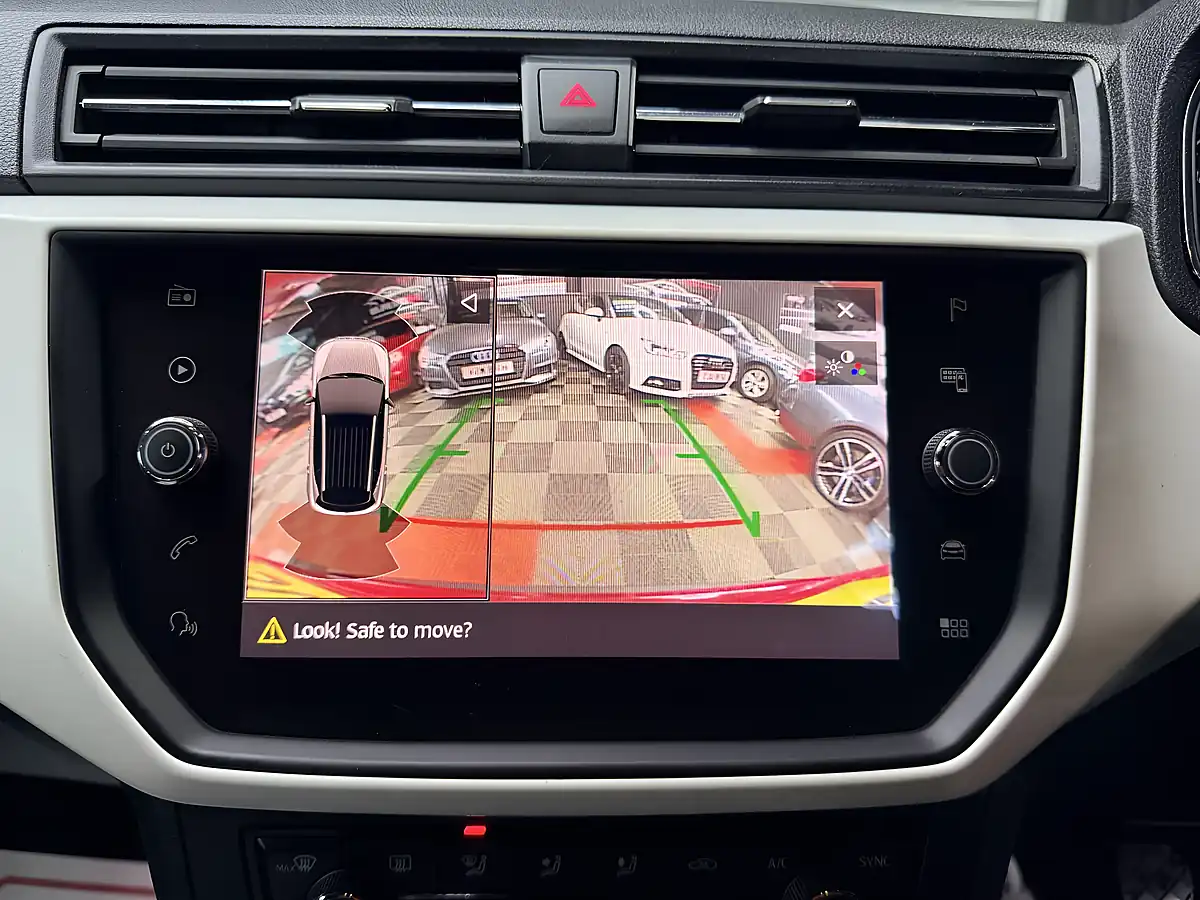 Used 2018 SEAT Arona Xcellence Lux Red - Interior and Exterior details 20