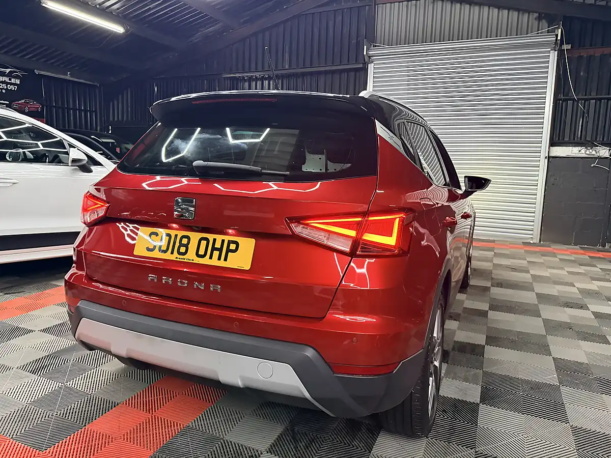 Used 2018 SEAT Arona Xcellence Lux Red - Interior and Exterior details 4